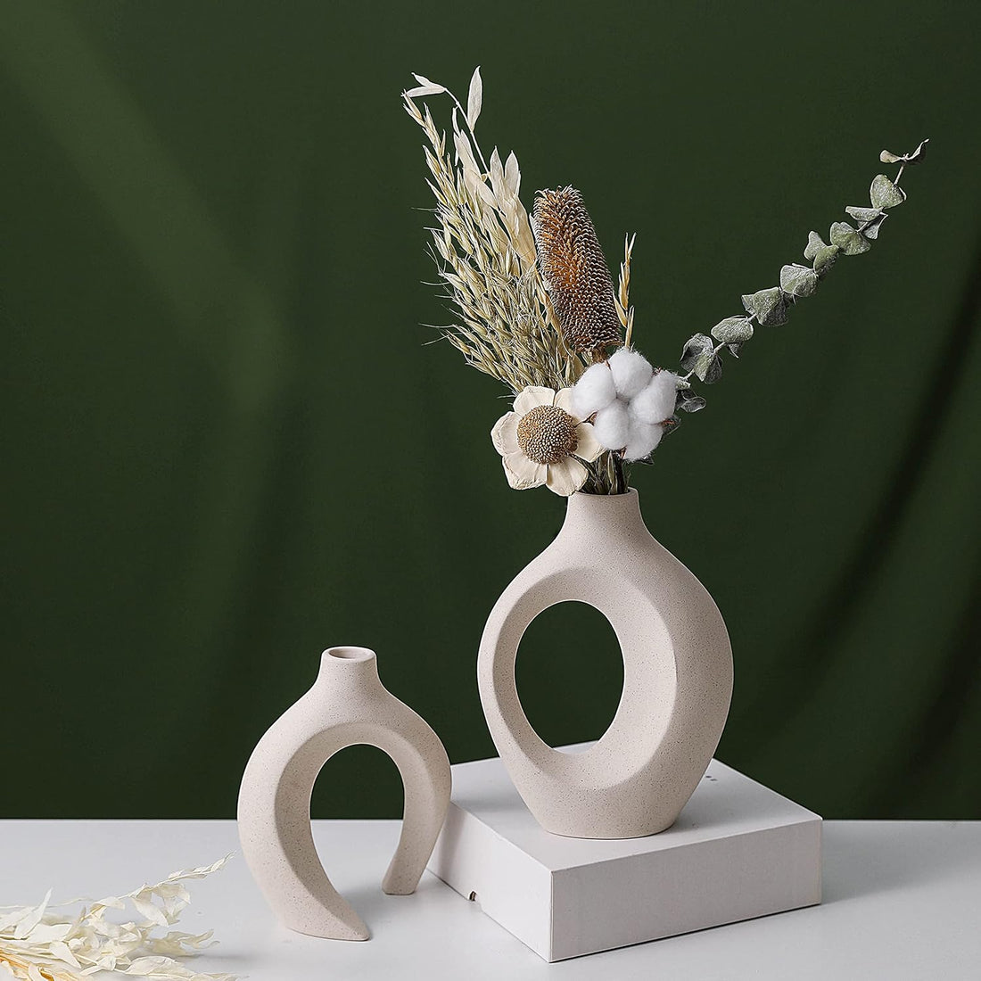 Ceramic Set of 2 Creative White Vases for Home Decor - VogueDecor.au