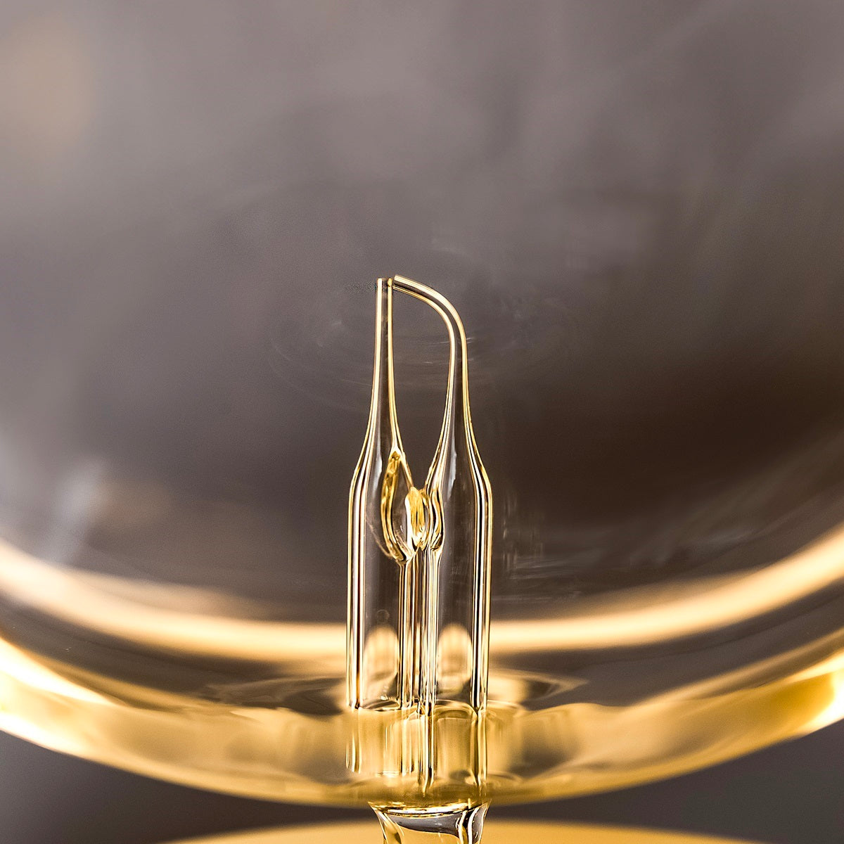 Oscar Nebuliser - Waterless Diffuser | Essential oil Burner | Aromatherapy| Home Fragrance - VogueDecor.au