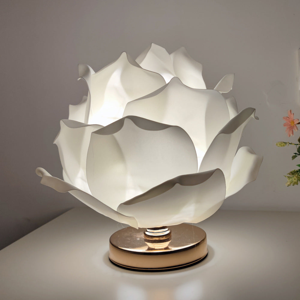 White Elegant Lotus Flower Table Lamp - Decorative Bedside Night Light for Bedroom Ambiance - VogueDecor.au